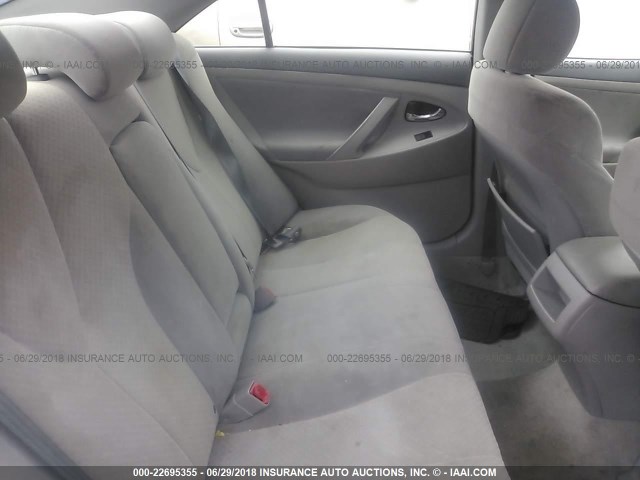 4T1BE46K07U033900 - 2007 TOYOTA CAMRY NEW GENERAT CE/LE/XLE/SE SILVER photo 8