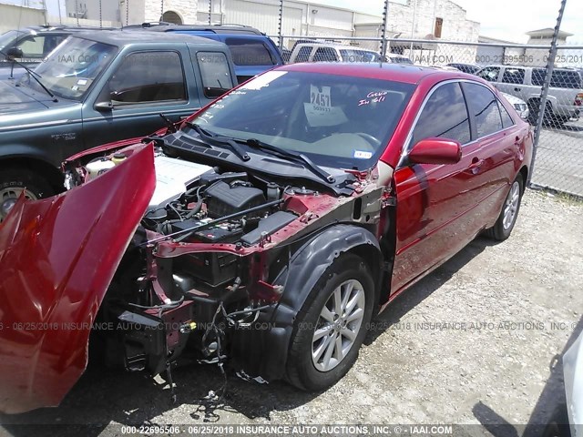 4T1BK3EK1BU123750 - 2011 TOYOTA CAMRY SE/LE/XLE RED photo 2