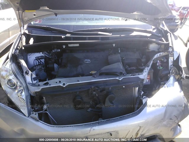 5TDKK3DC6FS551242 - 2015 TOYOTA SIENNA LE SILVER photo 10