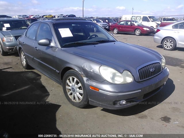 KMHWF35H52A597227 - 2002 HYUNDAI SONATA GLS/LX GRAY photo 1