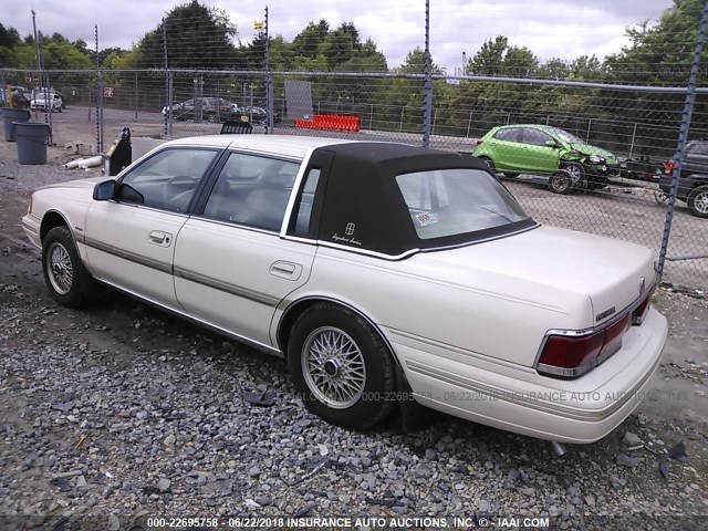 1LNLM984XLY688944 - 1990 LINCOLN CONTINENTAL SIGNATURE CREAM photo 3