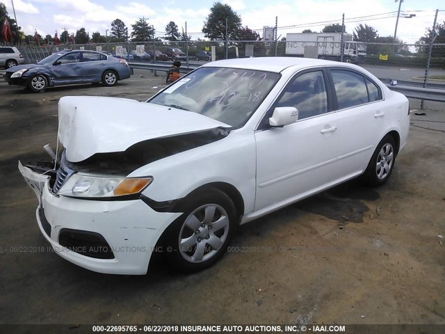 KNAGE228X95333110 - 2009 KIA OPTIMA LX/EX WHITE photo 2