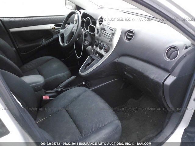 5Y2SP67819Z429370 - 2009 PONTIAC VIBE SILVER photo 5