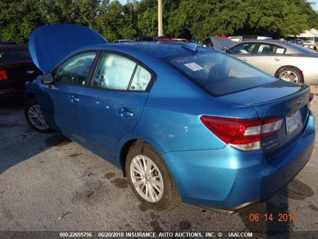 4S3GKAD66J3616962 - 2018 SUBARU IMPREZA PREMIUM PLUS BLUE photo 17