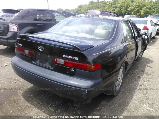4T1BF28K1XU075071 - 1999 TOYOTA CAMRY LE/XLE 黑色 照片 4