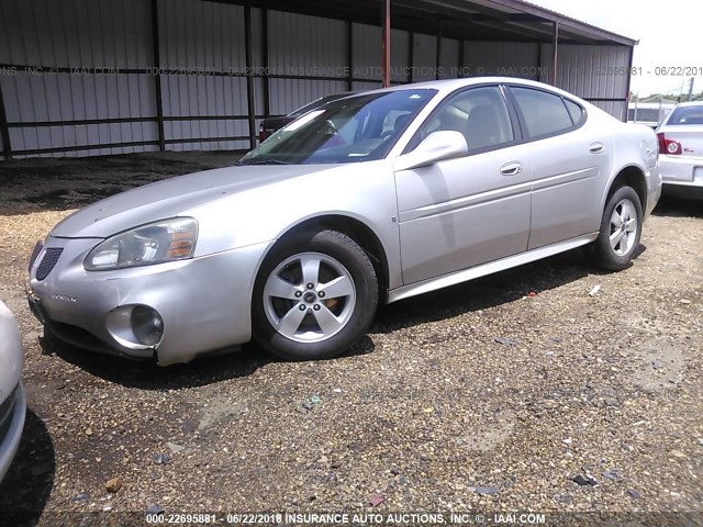 2G2WP552261276985 - 2006 PONTIAC GRAND PRIX SILVER photo 2