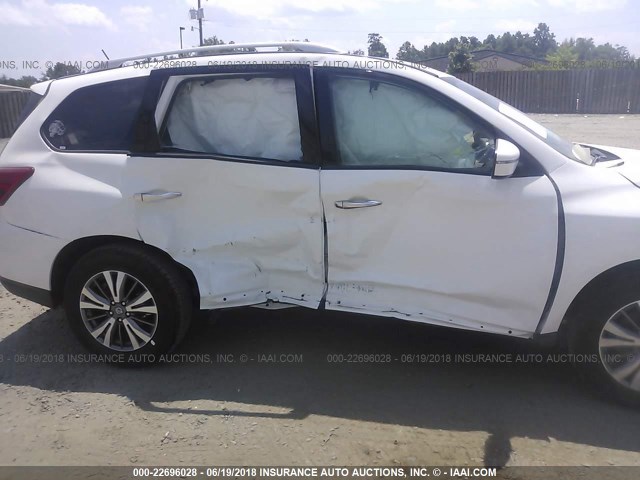 5N1DR2MM1JC647387 - 2018 NISSAN PATHFINDER S/SV/SL/PLATINUM 白色 照片 6