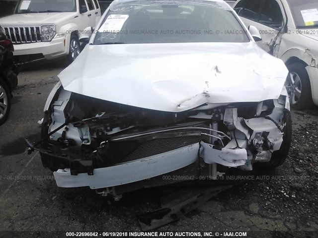 2G4GP5EC7B9184626 - 2011 BUICK REGAL WHITE photo 6