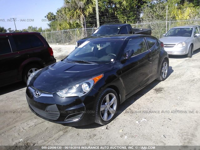 KMHTC6AD6DU088846 - 2013 HYUNDAI VELOSTER BLACK photo 2