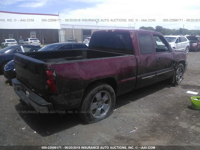 2GCEC19T251332551 - 2005 CHEVROLET SILVERADO C1500 RED photo 4