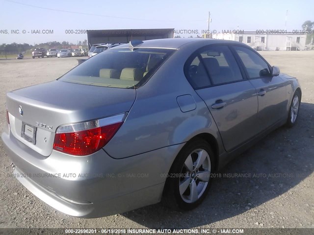 WBANF73586CG67846 - 2006 BMW 530 XI GRAY photo 4