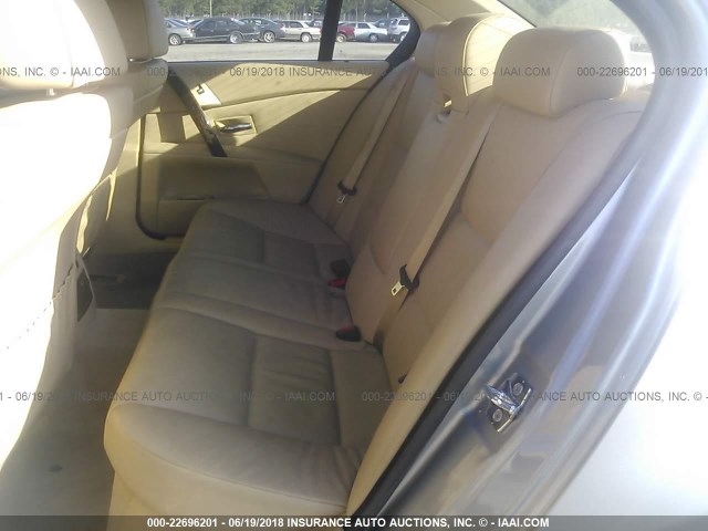 WBANF73586CG67846 - 2006 BMW 530 XI GRAY photo 8