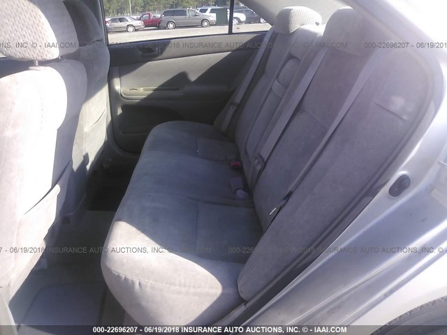 4T1BE32KX2U530400 - 2002 TOYOTA CAMRY LE/XLE/SE 银色 照片 8