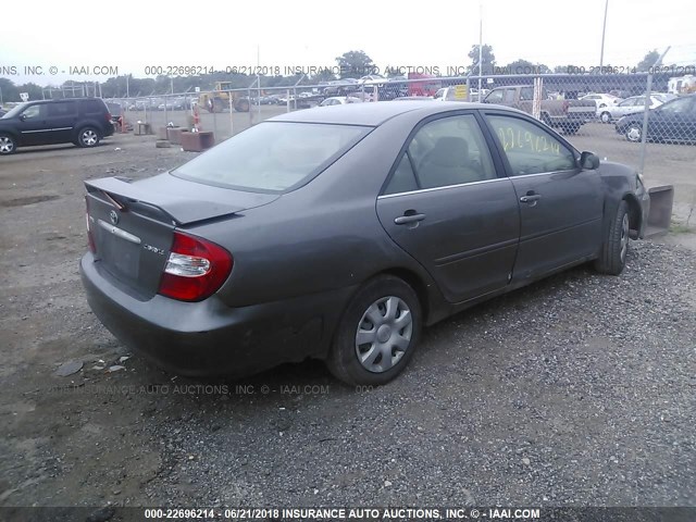 4T1BE32K53U728268 - 2003 TOYOTA CAMRY LE/XLE/SE ნაცრისფერი ფოტო 4