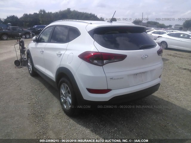 KM8J3CA44GU211344 - 2016 HYUNDAI TUCSON LIMITED/SPORT AND ECO/SE WHITE photo 3