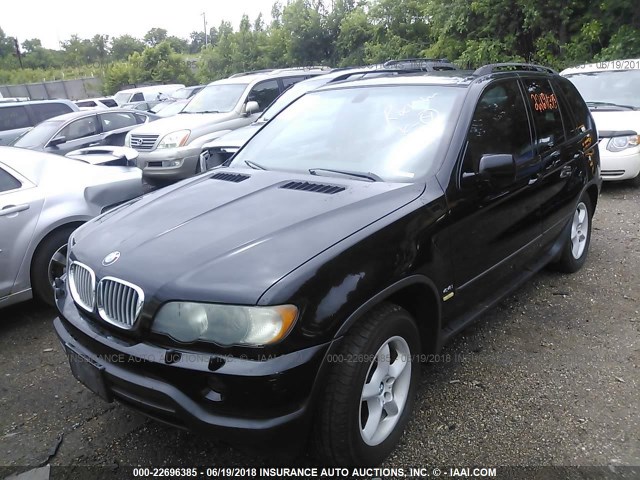 5UXFB33542LH30946 - 2002 BMW X5 4.4I BLACK photo 2
