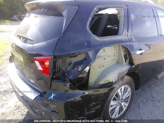 5N1DR2MN9HC639069 - 2017 NISSAN PATHFINDER S/SV/SL/PLATINUM 黑色 照片 6