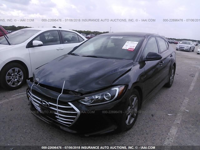 5NPD84LF1JH258002 - 2018 HYUNDAI ELANTRA SEL/VALUE/LIMITED BLACK photo 2