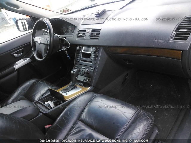 YV1CY592351217075 - 2005 VOLVO XC90 SILVER photo 5