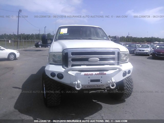 1FTSW21955EA75060 - 2005 FORD F250 SUPER DUTY WHITE photo 6