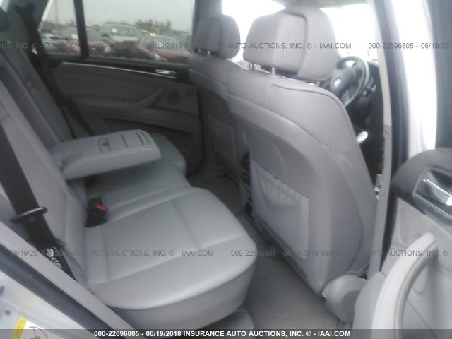 5UXFE435X8L005564 - 2008 BMW X5 SILVER photo 8