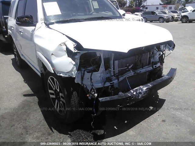 JTEBU5JR7G5359653 - 2016 TOYOTA 4RUNNER SR5 PREM/LTDL/TRAIL/TRD WHITE photo 6