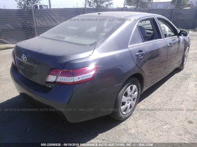 4T1BF3EK4AU061554 - 2010 TOYOTA CAMRY SE/LE/XLE 灰色 照片 4