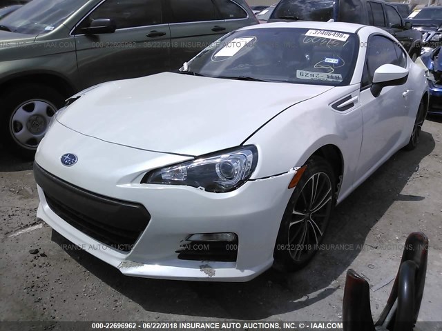 JF1ZCAB12G9603151 - 2016 SUBARU BRZ 2.0 PREMIUM WHITE photo 2