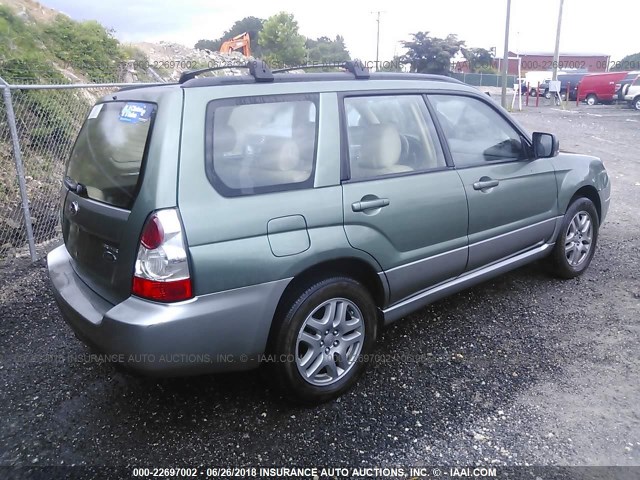 JF1SG67657H723572 - 2007 SUBARU FORESTER 2.5X LL BEAN GREEN photo 4