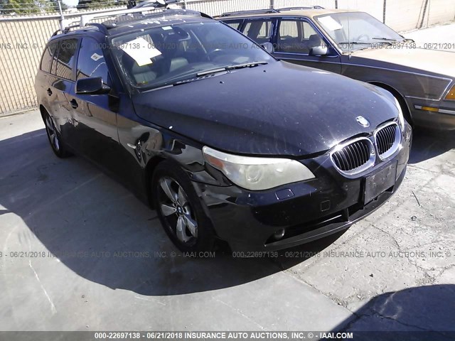 WBANN73576CN00555 - 2006 BMW 530 XIT BLACK photo 1