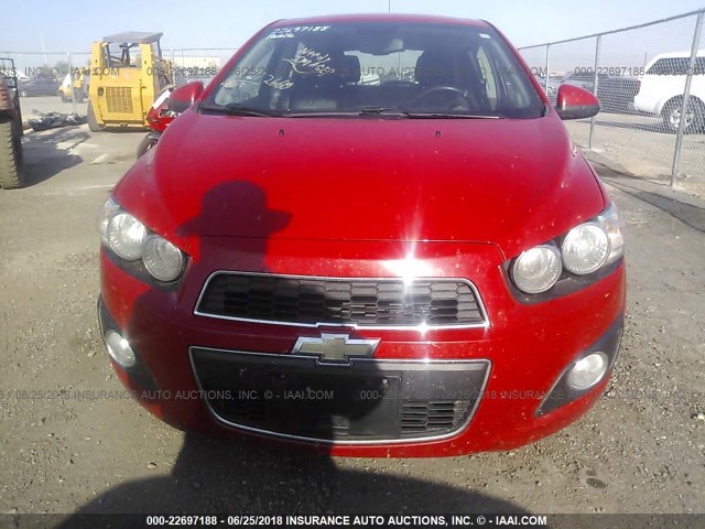 1G1JE6SH8C4115382 - 2012 CHEVROLET SONIC LTZ RED photo 6