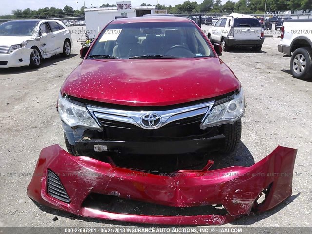 4T1BF1FKXDU692753 - 2013 TOYOTA CAMRY L/SE/LE/XLE RED photo 6
