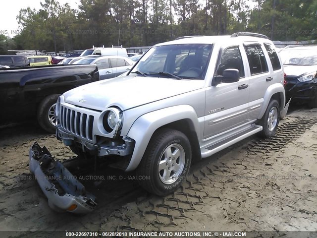 1J4GL58K02W267934 - 2002 JEEP LIBERTY LIMITED SILVER photo 2