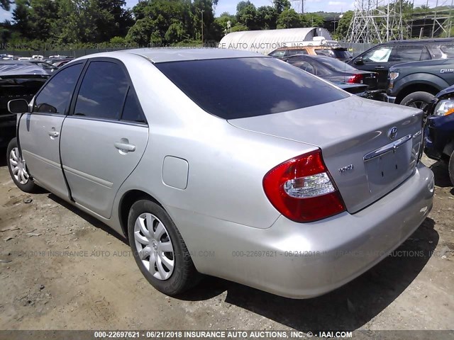 4T1BE32K84U864170 - 2004 TOYOTA CAMRY LE/XLE/SE ვერცხლისფერი ფოტო 3