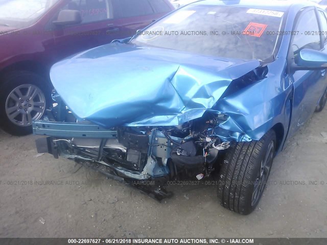 JTNKARJE4JJ564956 - 2018 TOYOTA COROLLA IM BLUE photo 6