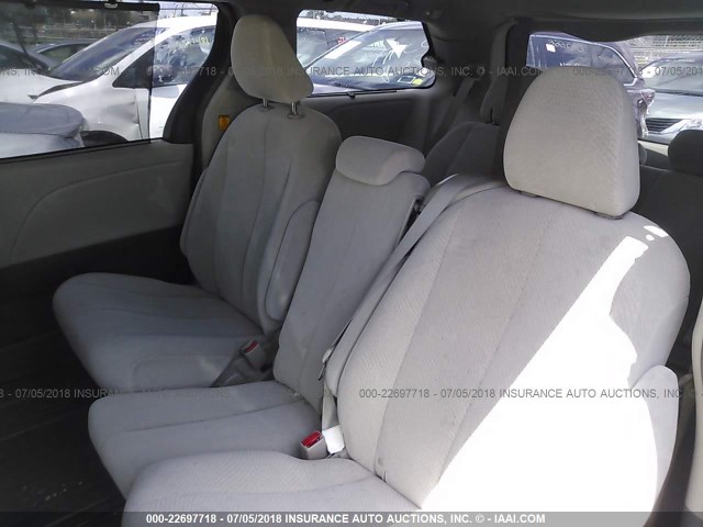 5TDKK3DC4DS303147 - 2013 TOYOTA SIENNA LE WHITE photo 8