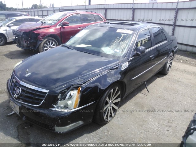 1G6KH5EY7AU135003 - 2010 CADILLAC DTS PREMIUM COLLECTION BLACK photo 2