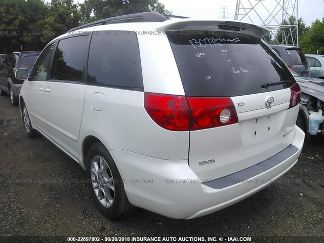 5TDZA22C26S496612 - 2006 TOYOTA SIENNA XLE/XLE LIMITED WHITE photo 3