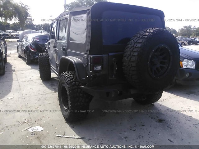 1C4BJWDG4GL231671 - 2016 JEEP WRANGLER UNLIMITE SPORT GRAY photo 3