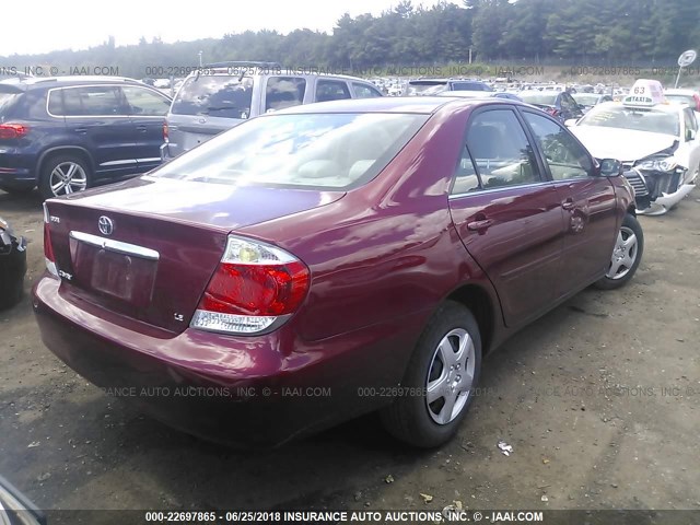 4T1BE32K15U098199 - 2005 TOYOTA CAMRY LE/XLE/SE მუქწითელი ფოტო 4
