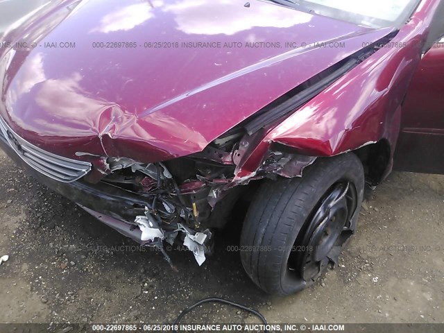 4T1BE32K15U098199 - 2005 TOYOTA CAMRY LE/XLE/SE მუქწითელი ფოტო 6