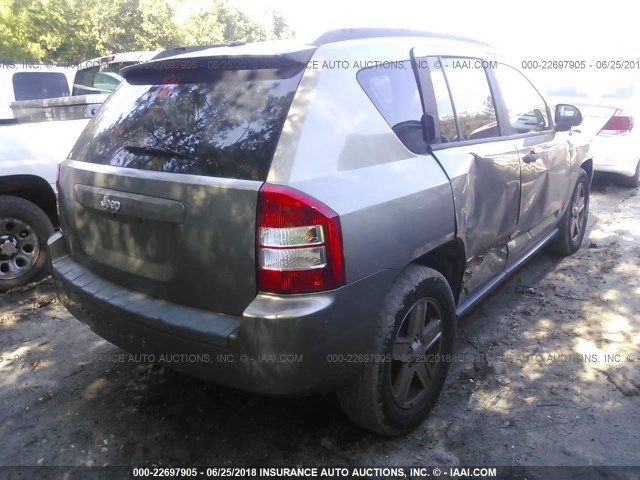 1J8FT47W47D106059 - 2007 JEEP COMPASS BROWN photo 4