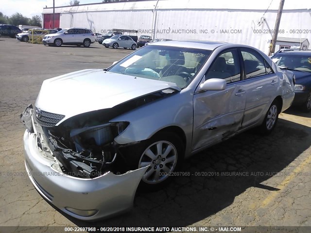 4T1BF30K03U035639 - 2003 TOYOTA CAMRY LE/XLE/SE 银色 照片 2