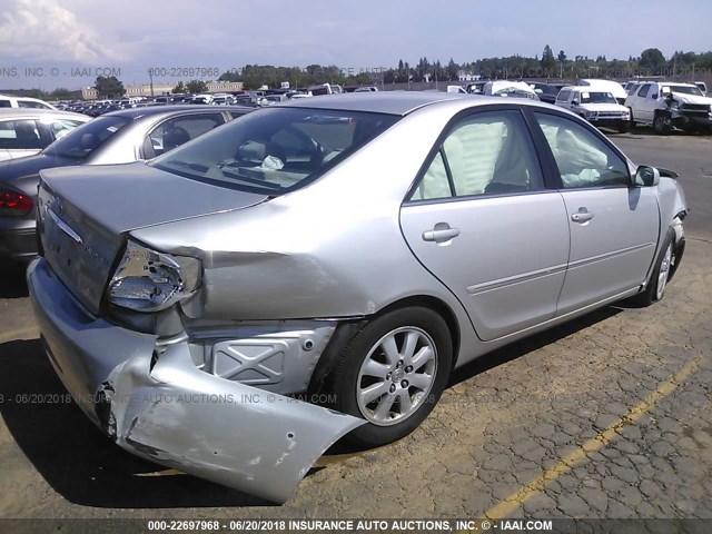 4T1BF30K03U035639 - 2003 TOYOTA CAMRY LE/XLE/SE 银色 照片 4