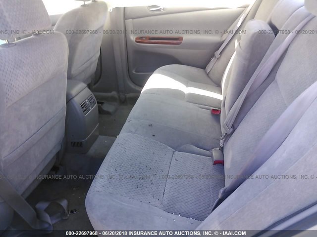 4T1BF30K03U035639 - 2003 TOYOTA CAMRY LE/XLE/SE 银色 照片 8