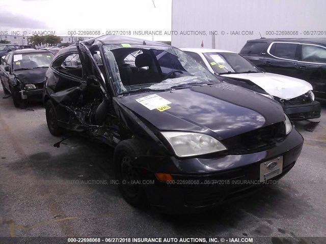 1FAFP31NX6W243120 - 2006 FORD FOCUS ZX3 BLACK photo 1