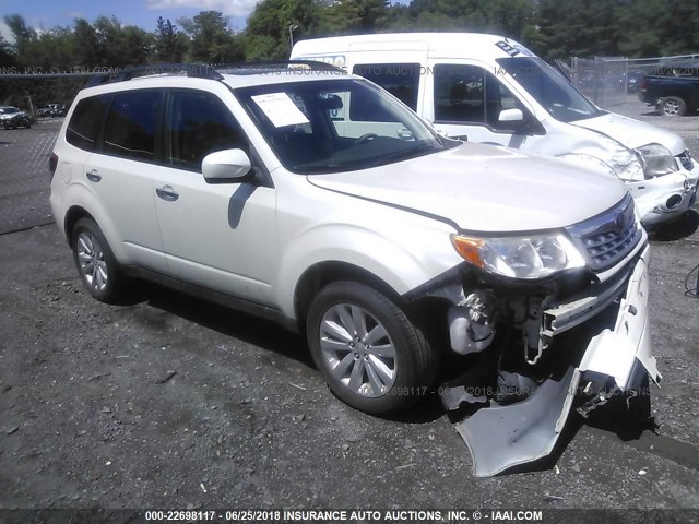 JF2SHAFC6BH744958 - 2011 SUBARU FORESTER LIMITED WHITE photo 1