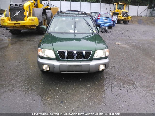 JF1SF65582H743661 - 2002 SUBARU FORESTER S GREEN photo 6