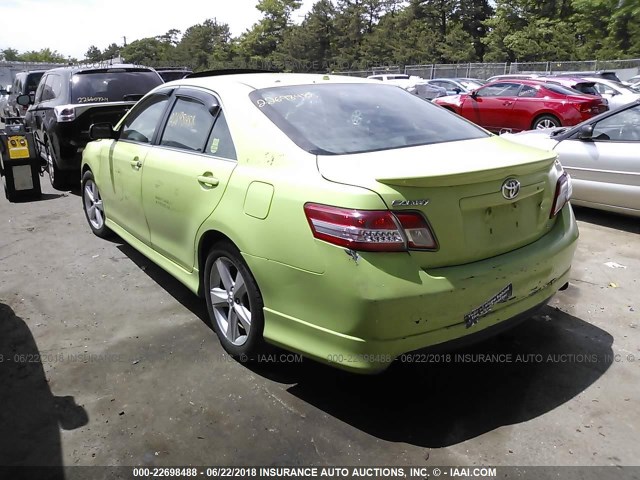 4T1BF3EK7BU212808 - 2011 TOYOTA CAMRY SE/LE/XLE 绿色 照片 3
