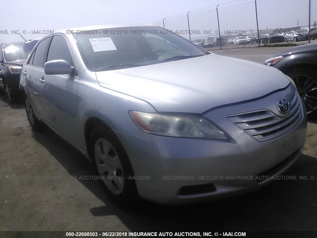 4T4BE46K39R077057 - 2009 TOYOTA CAMRY SE/LE/XLE SILVER photo 1